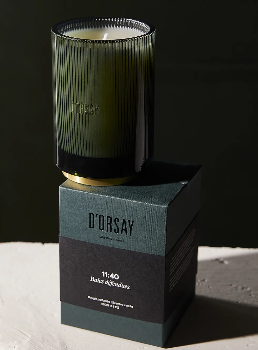 11:40 Baies défendues scented candle