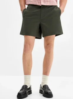 6" chino short