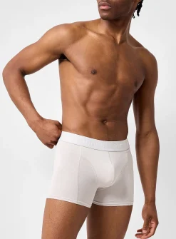 3" comfortable solid stretch trunk