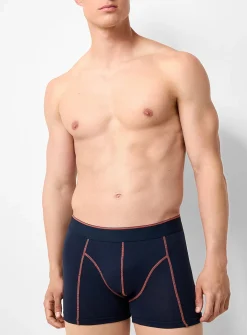3" contrast-seam trunk