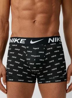 3" logo band trunks