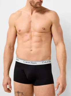 3" low-rise stretch trunks
