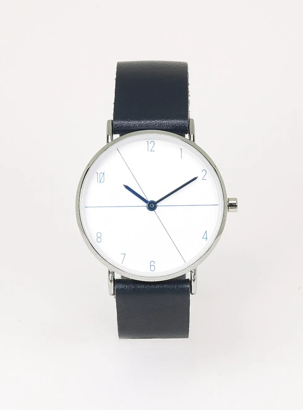 36 mm case watch