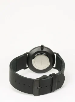 36 mm case watch
