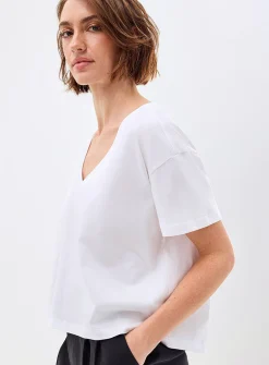 100% organic cotton boxy V-neck T-shirt
