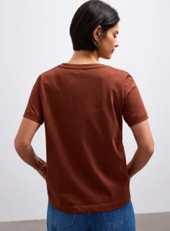 100% organic cotton V-neck T-shirt