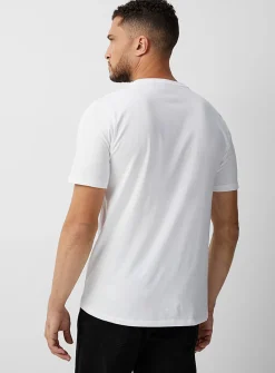 100% organic cotton V-neck T-shirt