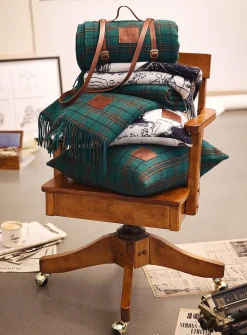 100% responsible 1840 wool throw