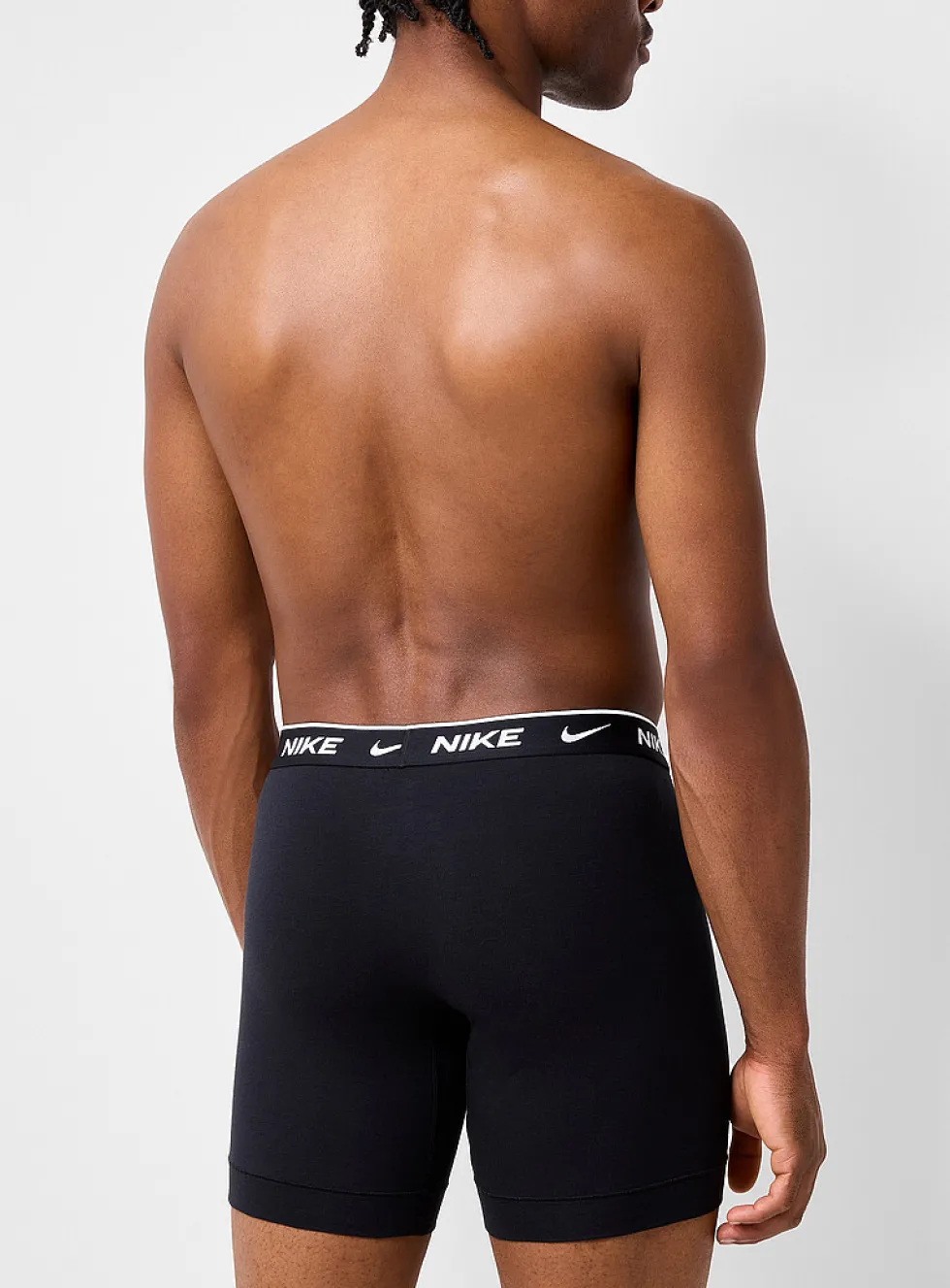 6" white-logo boxer briefs