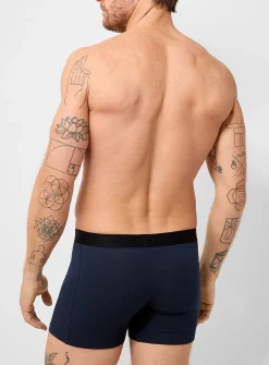 5" white-logo solid boxer brief