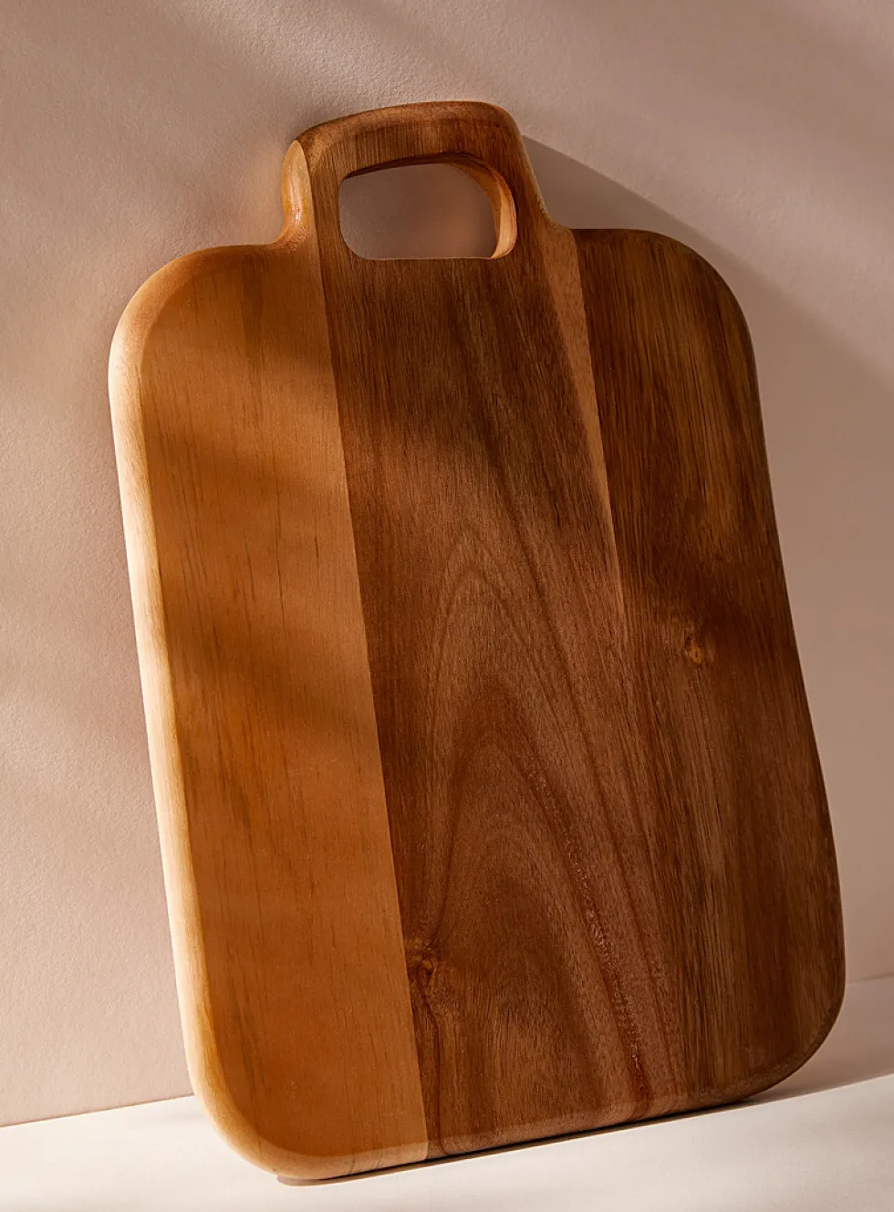 Acacia wood rectangular cutting board