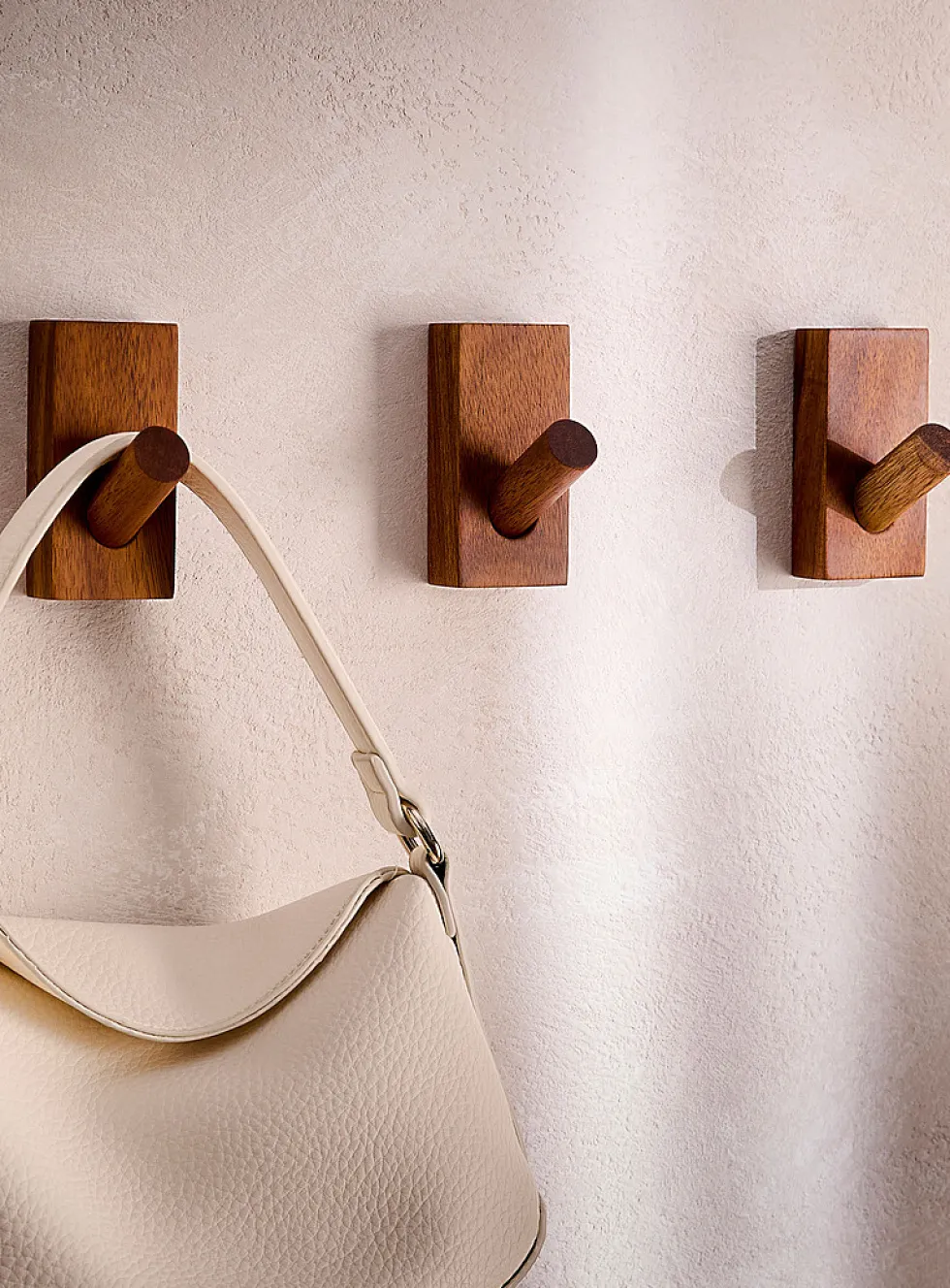 Acacia wood wall-mounted hooks
