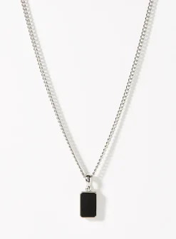 Accent plate necklace