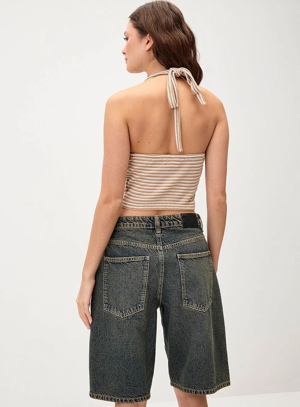 Accent stitching jort