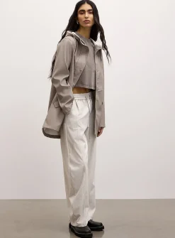 Adjustable-waist coated raincoat