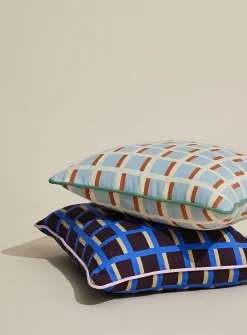 Agenda two-tone checkeres cushion