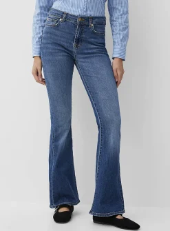 Ali medium-indigo stretch jean