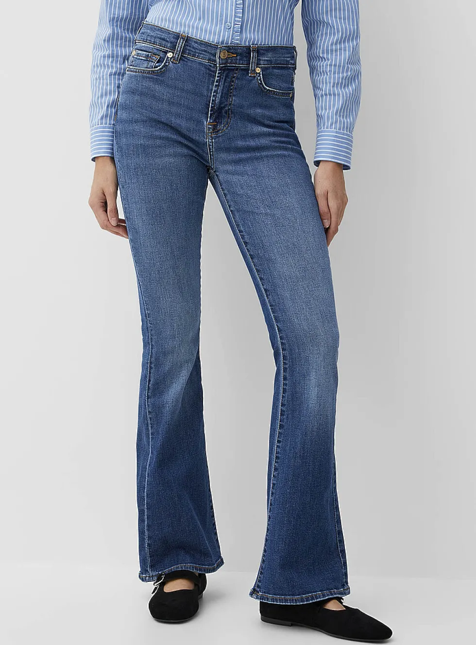 Ali medium-indigo stretch jean