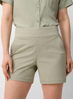 All Seasons stretch short