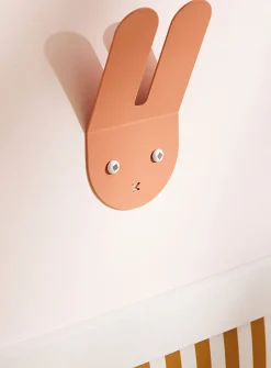 Amusing rabbits wall hooks