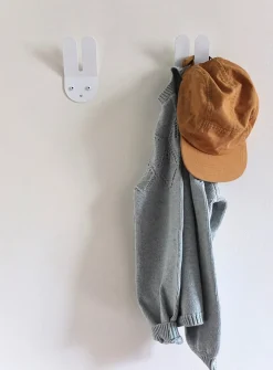 Amusing rabbits wall hooks