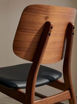 Anders wooden chair