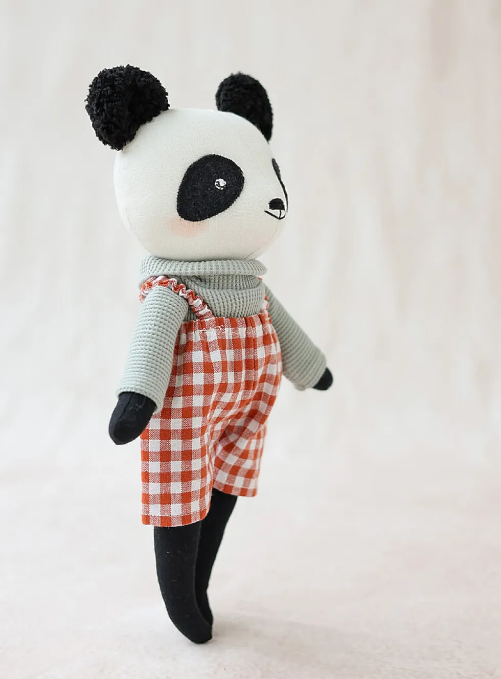 Animal plush toy