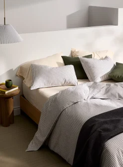 Anthracite striped duvet cover set
