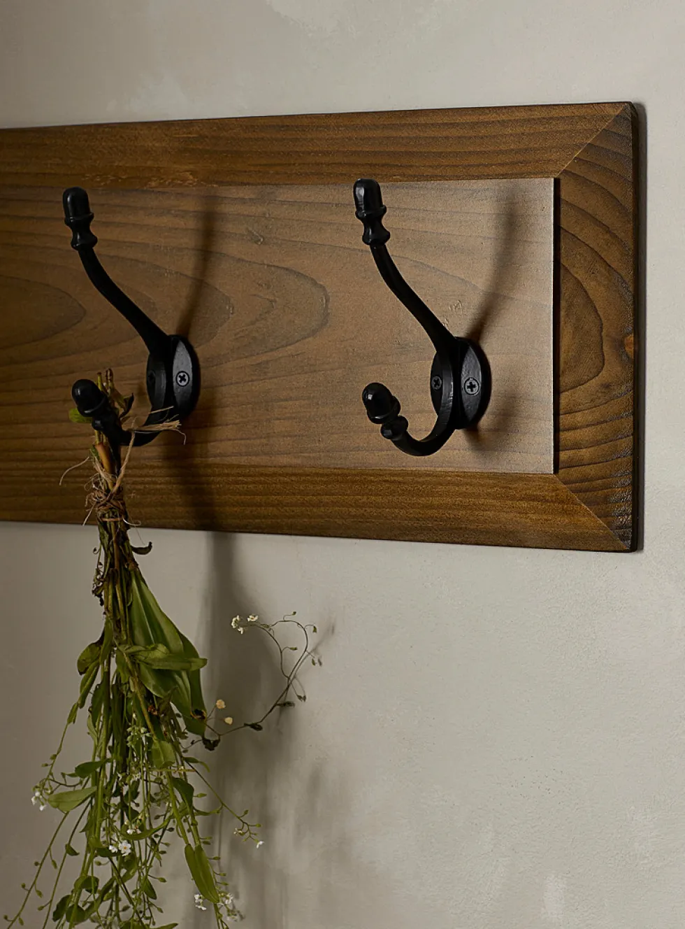 Antique 5-hook wall coat rack