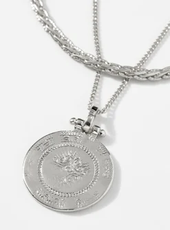 Antique pendant necklaces
