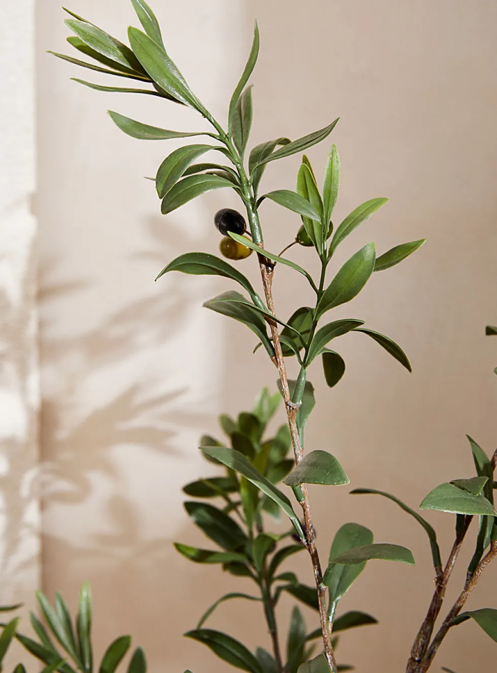 Artificial olive tree shrub