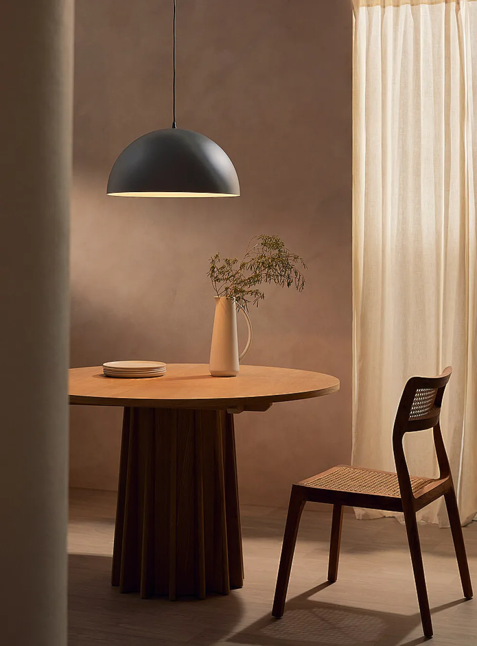 Ash contrast dome hanging lamp