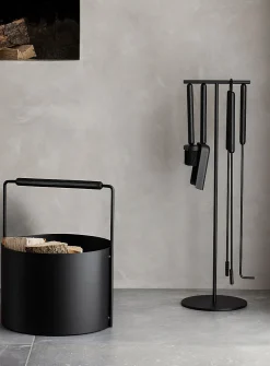 Ashi fireplace accessory set