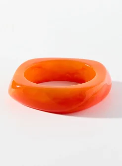 Asymmetric bangle