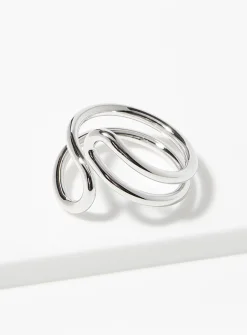 Asymmetric openwork ring