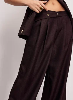 Asymmetric-belt pleated wide-leg pant