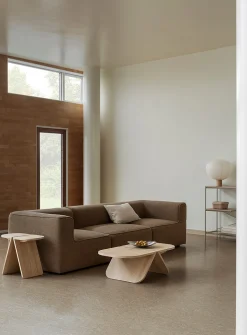 Avio oak end table