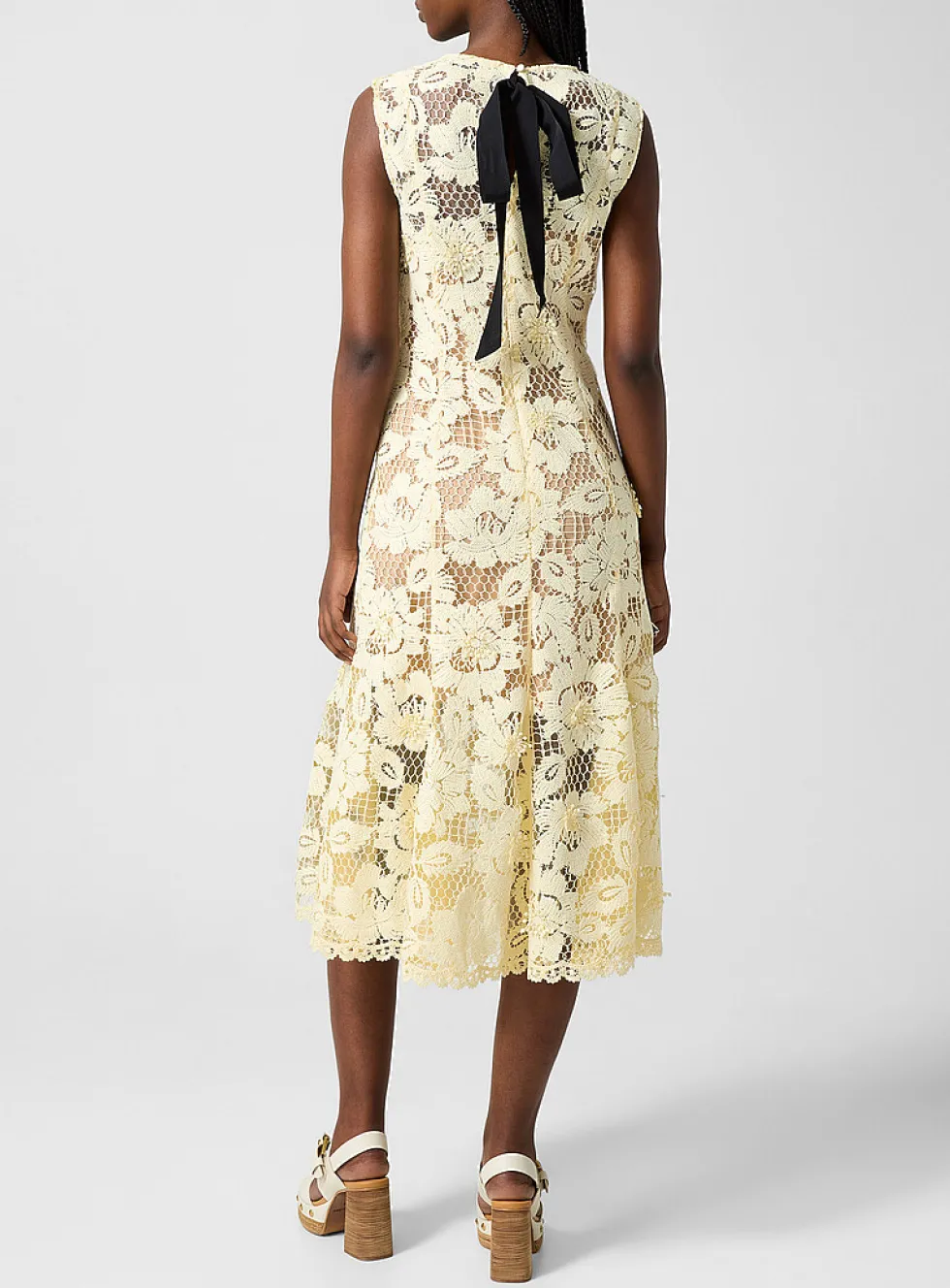 Back bow openwork lace dress