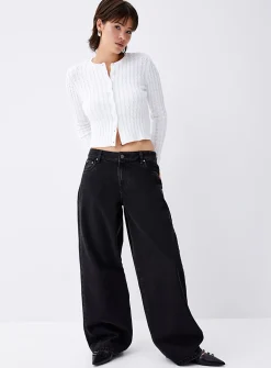Baggy low-rise jean