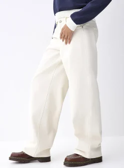 Baggy low-rise jean
