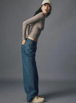 Baggy low-rise jean