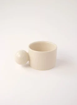 Ball handle mug
