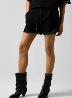 Balyme pure cotton embroidered short