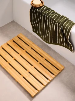 Bamboo slat bath mat
