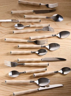 Bamboo-style utensils