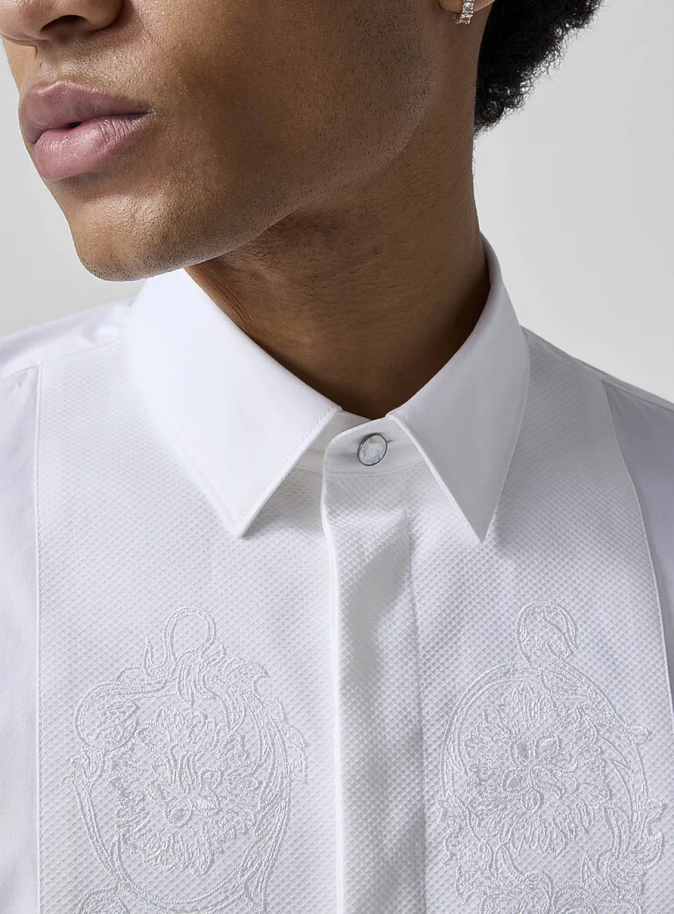 Barocco embroidered bib shirt