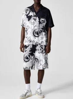 Baroque volutes satiny Bermuda short