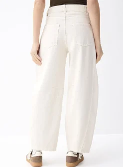 Barrel jean