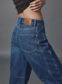 Barrel jean