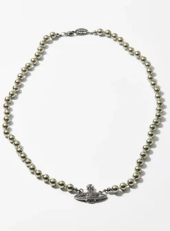 Bas Relief pearly bead necklace